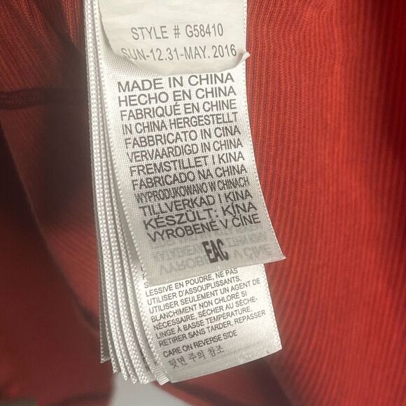 Marmot Sz M Long Sleeve Shirt Ruched Back Rust Split Vneck - Picture 10 of 13